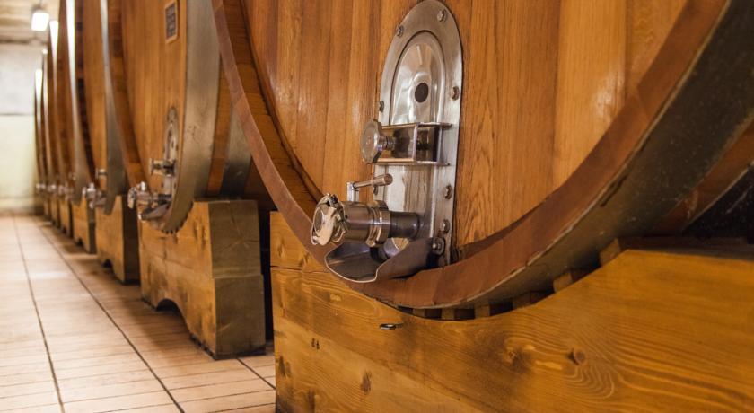 Cascina Arcangelo Raffaele Verduno Zewnętrze zdjęcie