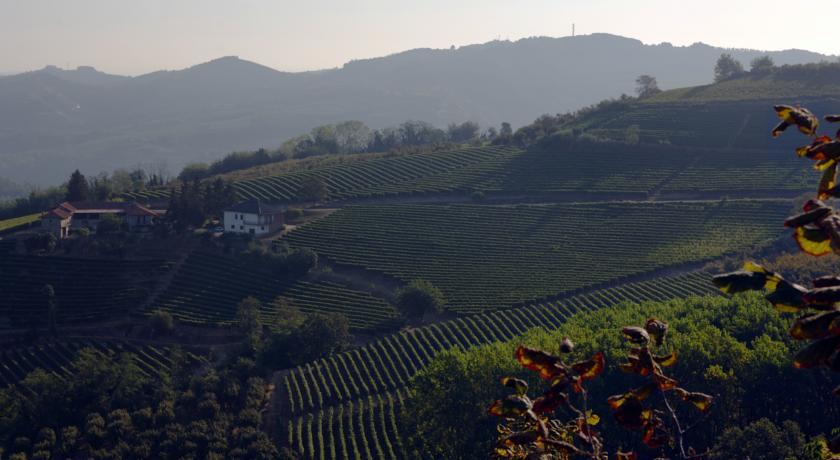 Cascina Arcangelo Raffaele Verduno Zewnętrze zdjęcie